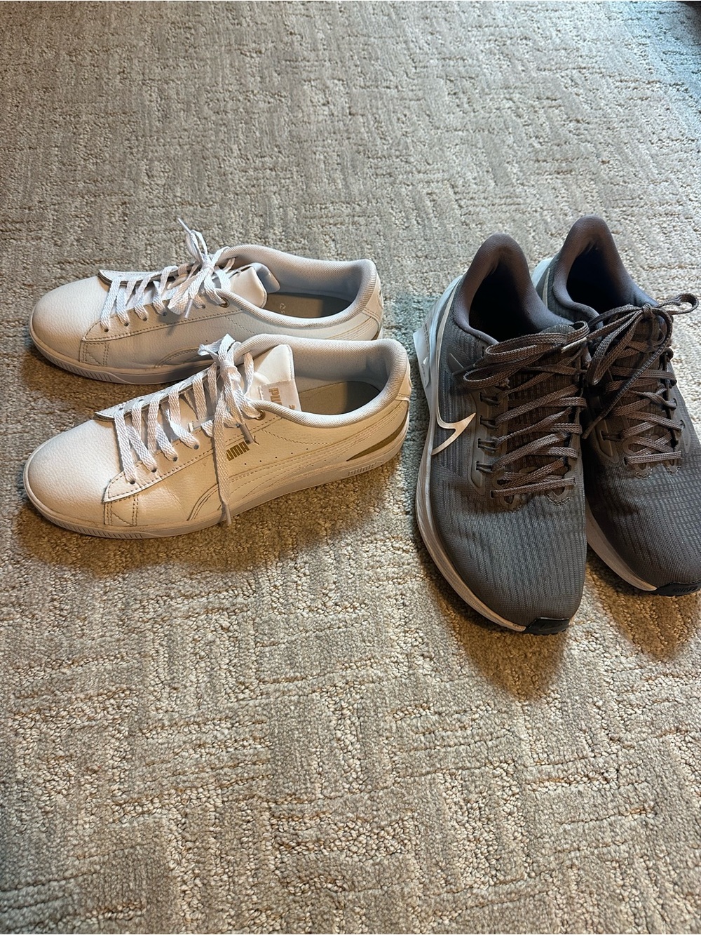 Size 9 Women’s Tennis Shoe bundle